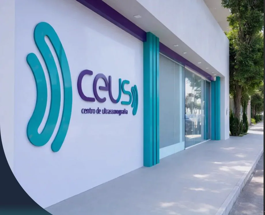 Fachada da clínica CEUS